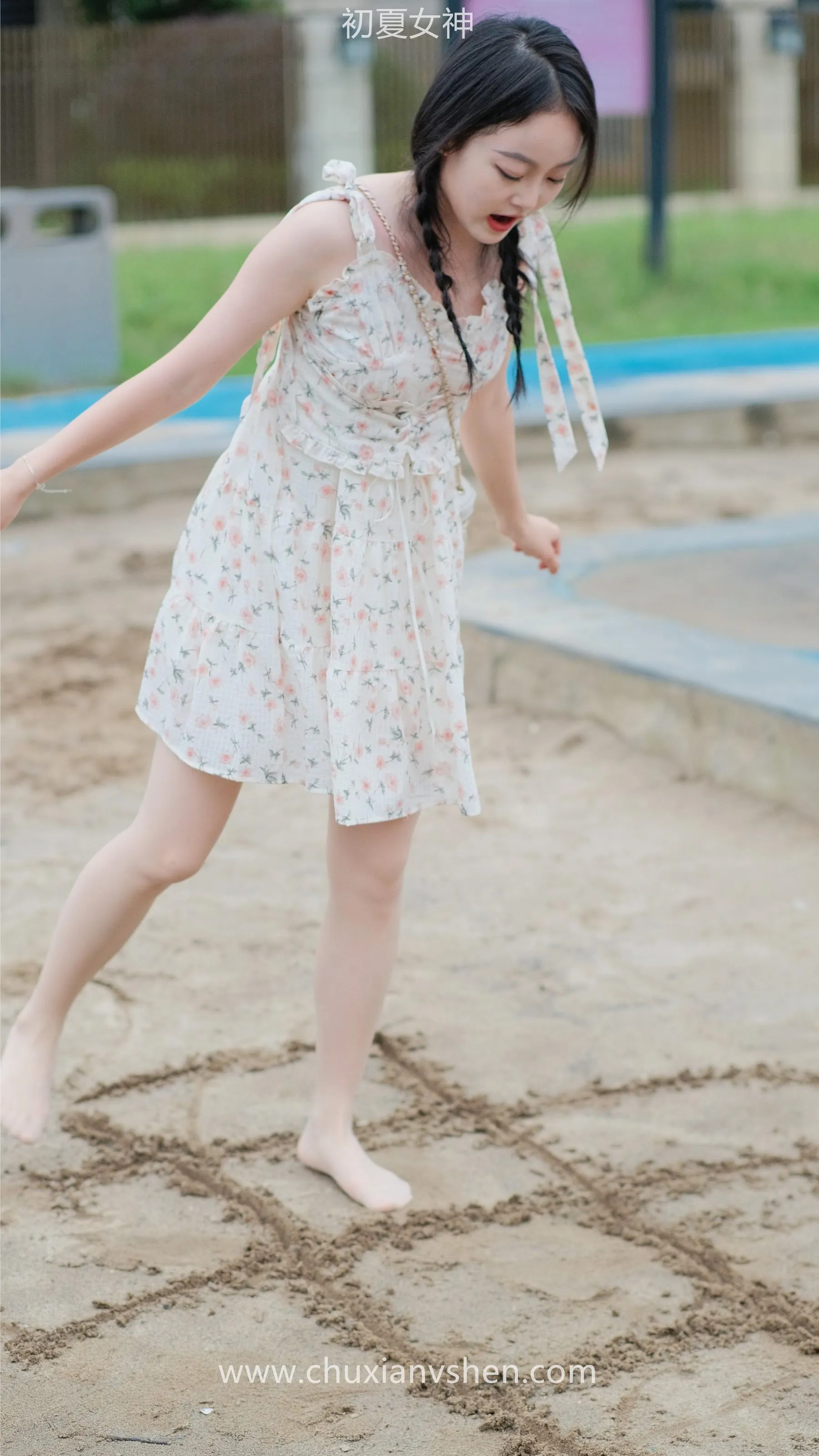 初夏女神 NO.050 双双 公园游玩 [221P]插图2